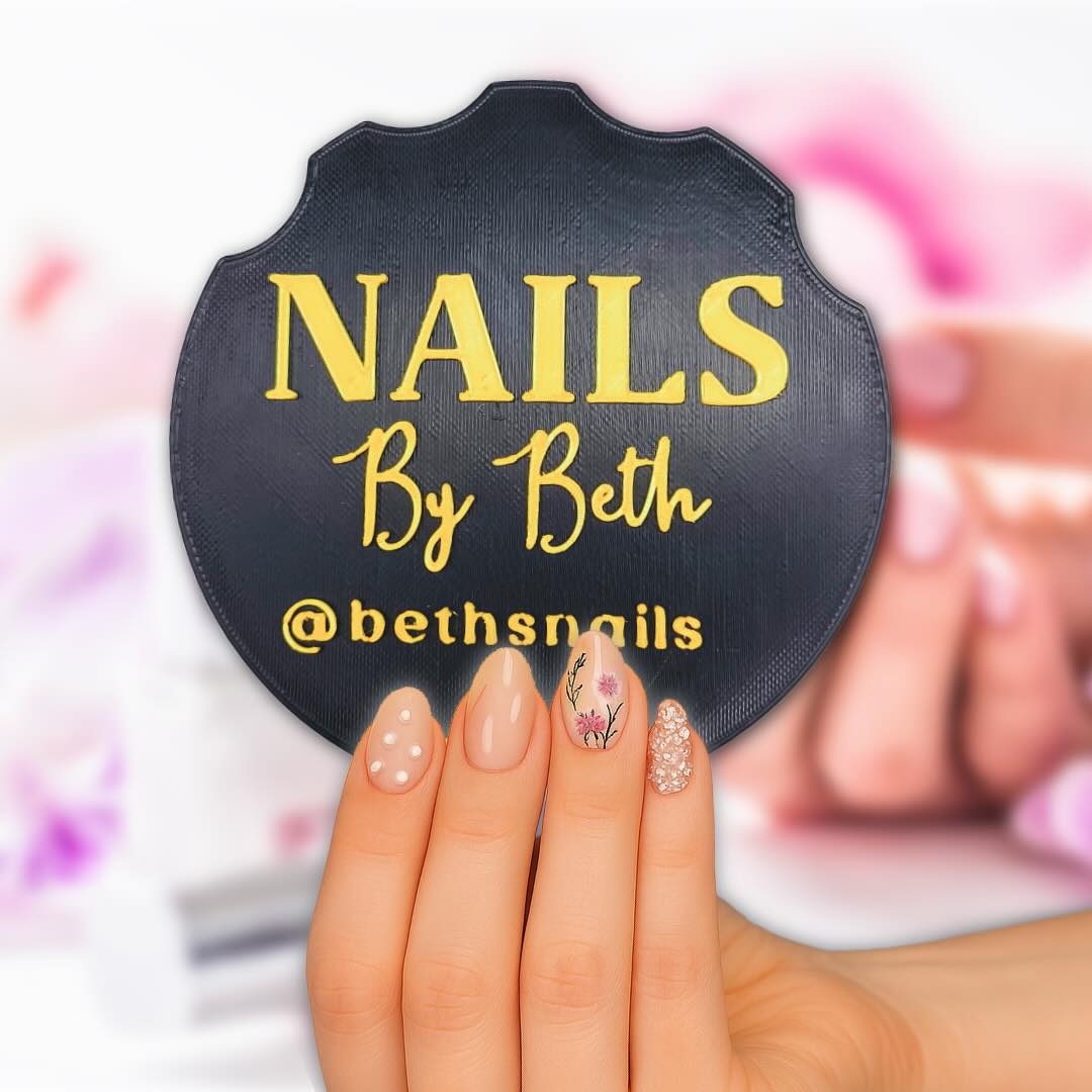 Custom Nail Art Photography Prop – Branding Disk (Black)