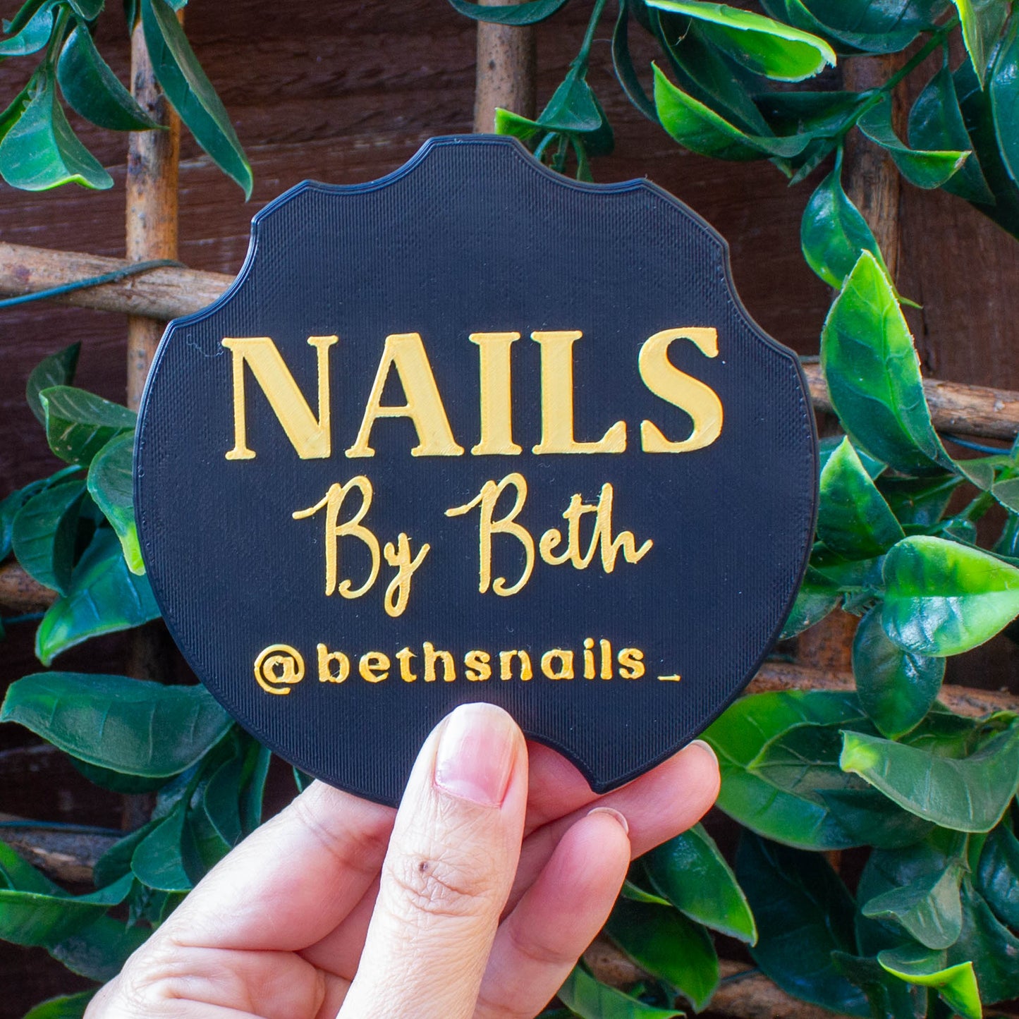 Custom Nail Art Photography Prop, Personalized Branding Disk, Nail Technician Prop, Nail Salon Display - Black Gold