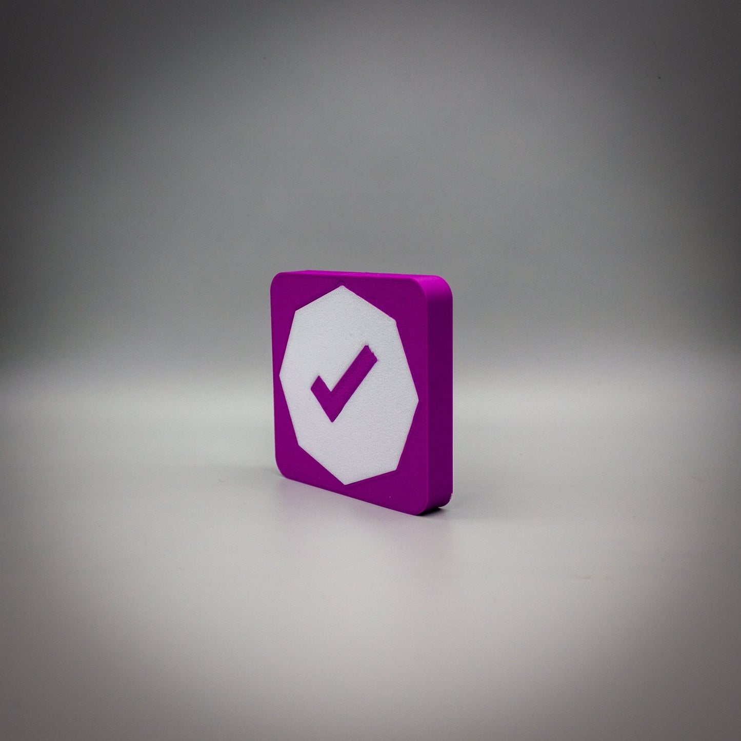 Custom Twitch Badge Trophy, Mod, Partner, VIP, Prime, Gamer Room Decor - SignKraft3D