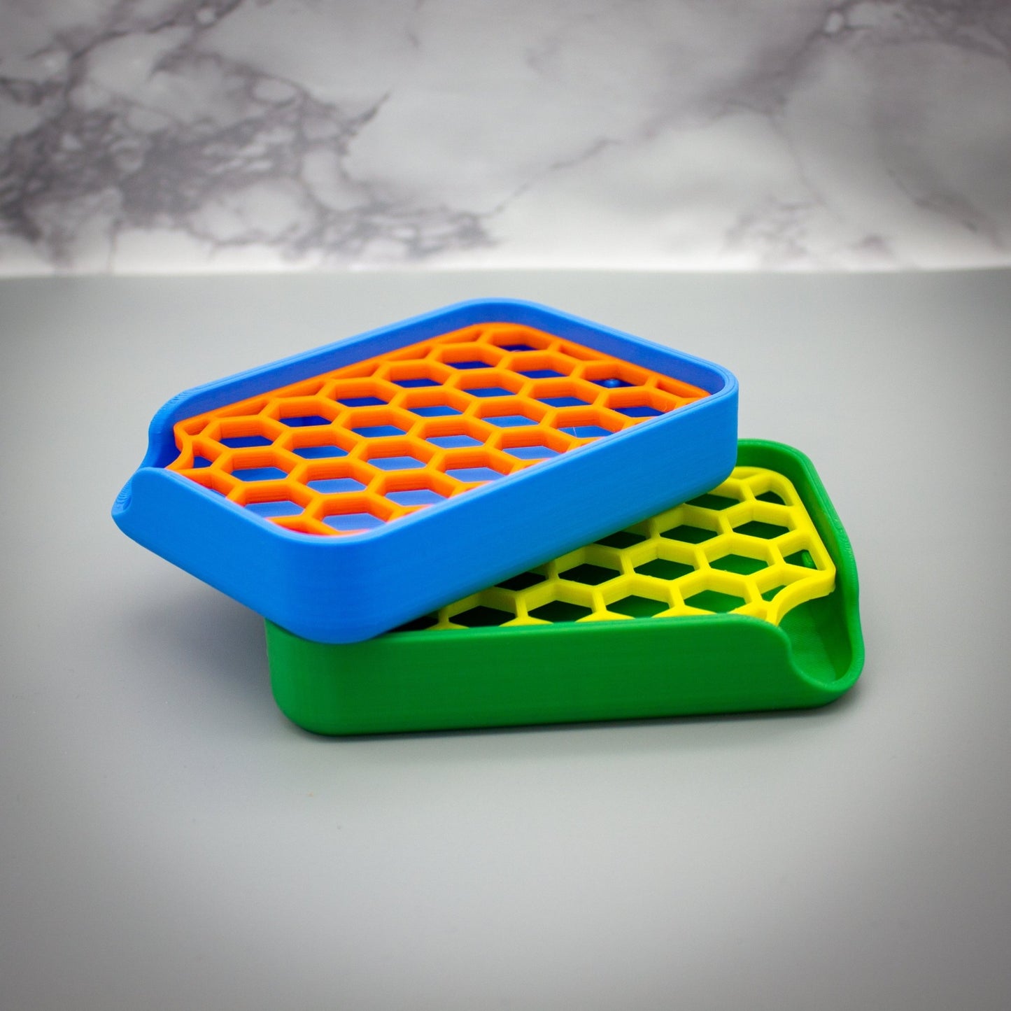 Modern Honeycomb Soap Dish: Vibrant Colors Bathroom Essential - SignKraft3D